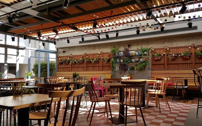 penny-lane-to-xalandriotiko-steki-pou-kserei-apo-comfort-food