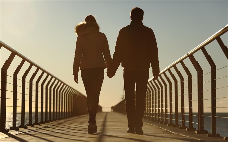 andres-vs-gunaikon-poso-diaforetika-eroteuomaste