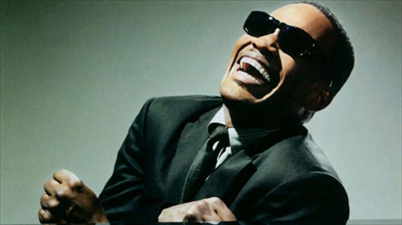 oi-megaluteres-epituxies-tou-ray-charles-sto-megaro