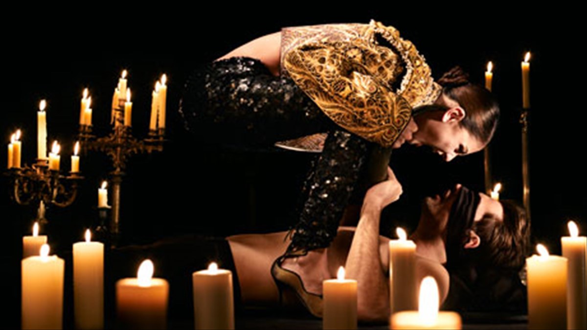 o-antonio-banderas-apokaluptei-ta-mustika-ton-gunaikon