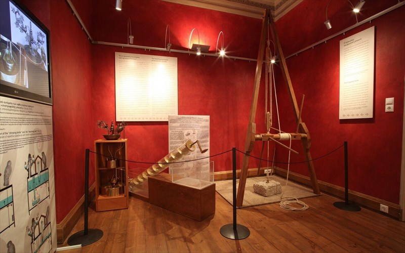 oi-simantikoteres-efeureseis-ton-arxaion-ellinon-me-nea-ekthemata-kai-fotografiki-enotita