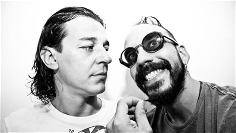 austiros-akatalipton