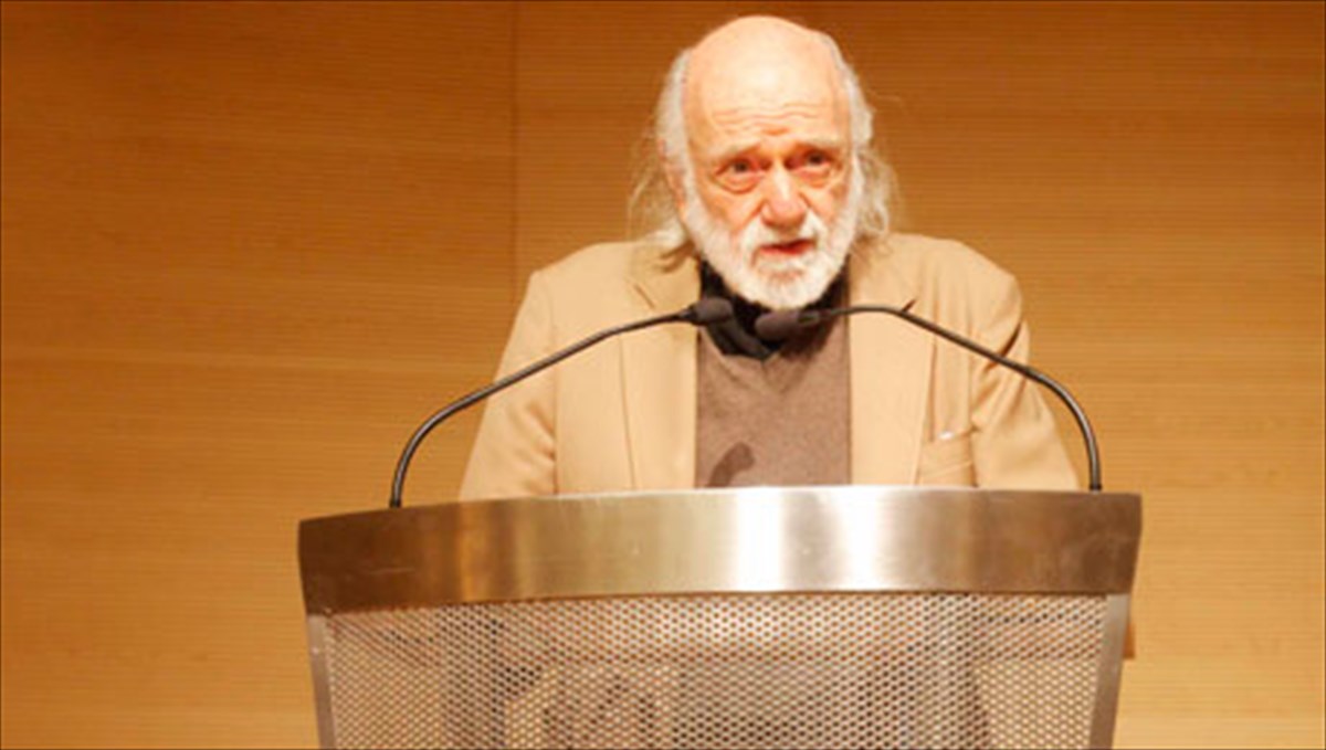 o-nanos-balaoritis-giortazei-ta-enenikosta-tou-genethlia