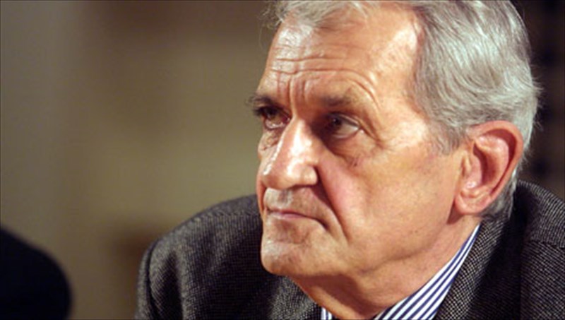 logotexniko-brabeio-me-diethni-apixisi-gia-ton-tito-patrikio