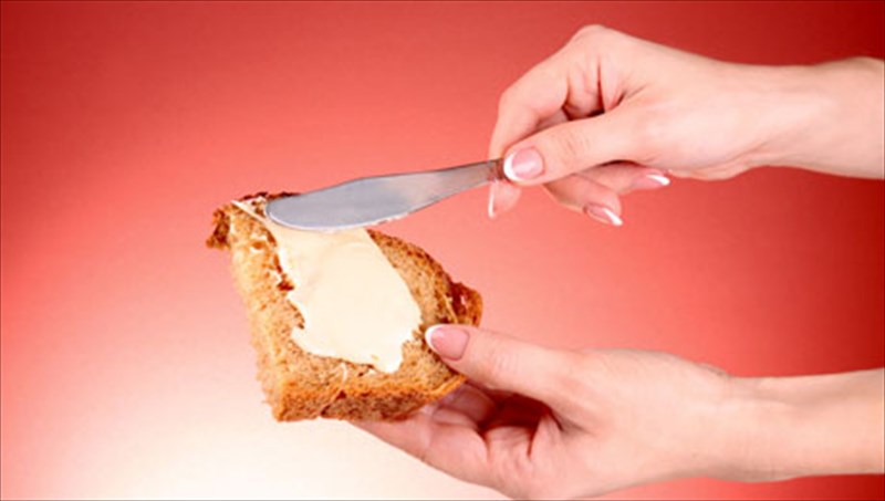 me-ti-aleifoume-to-psomi