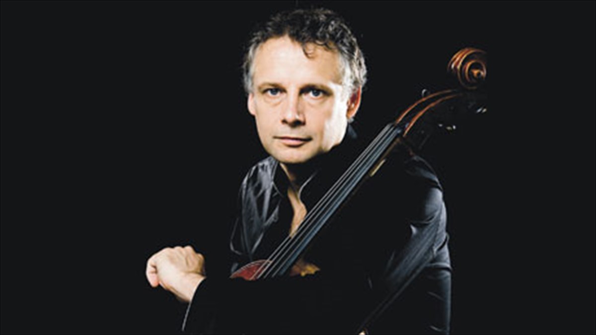 authentikos-mpax-apo-enan-ollando-tselista