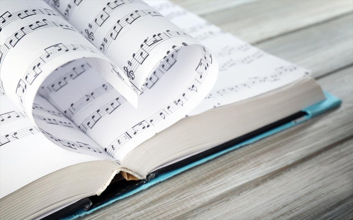 i-mousiki-empneei-ti-logotexnia-mousiki-empneei-ti-logotexnia