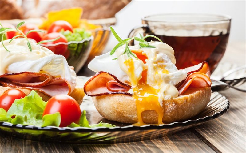 brunch-oclock-se-6-agapimena-stekia-tis-athinas-agapimena-stekia-tis-athinas