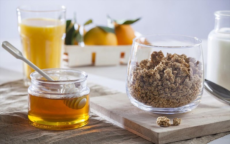 proteini-kai-futikes-ines-idanikos-sunduasmos-gia-ti-ruthmisi-tou-barous