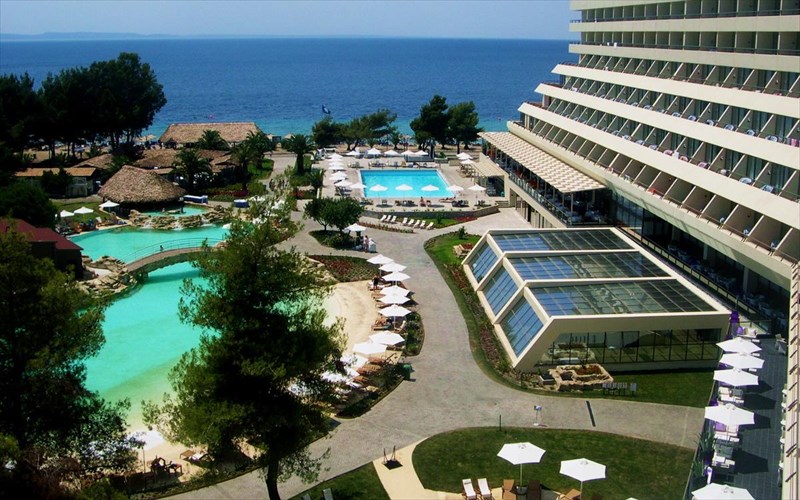 sto-porto-carras-grand-resort-paizoun-skaki