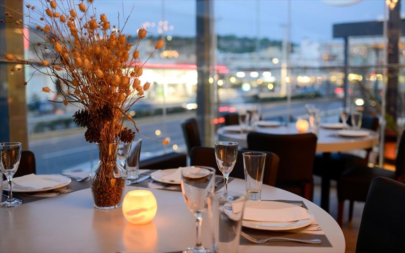 arias-geuseis-authentikes-kukladitikes-geuseis-apo-tin-kuthno-kateutheian-sti-bari