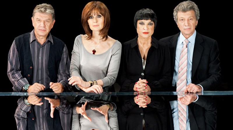 premiera-gia-ti-mauri-komodia-tis-giasmin-reza