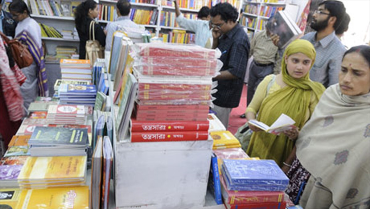 asia-anerxomeni-dunami-sti-logotexnia