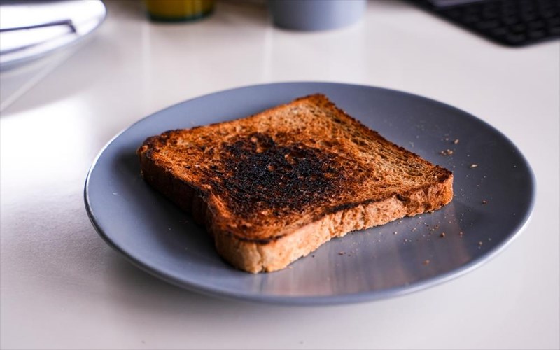 kseropsimeno-psomi-pou-arxizei-o-kindunos-kindunos