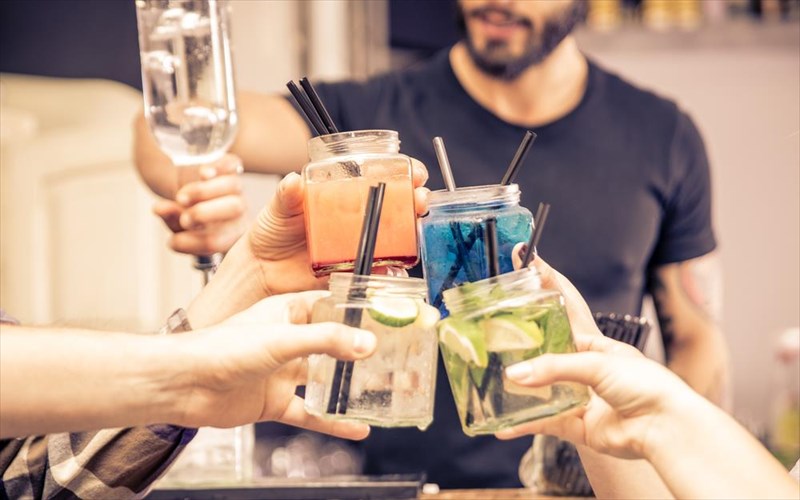 to-alkool-den-skotonei-telika-ta-egkefalika-kuttara