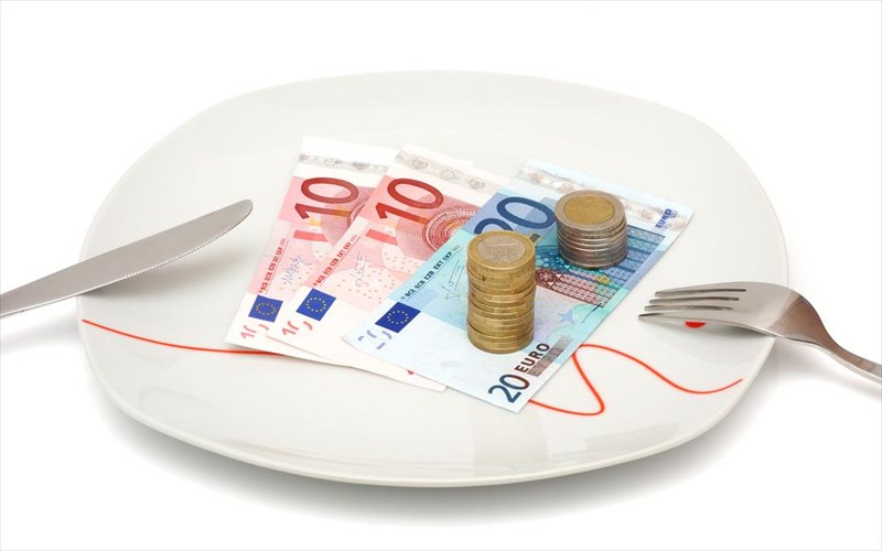 oikonomiki-krisi-kai-diatrofi-pos-mporoume-na-apofugoume-to-diatrofiko-kourema