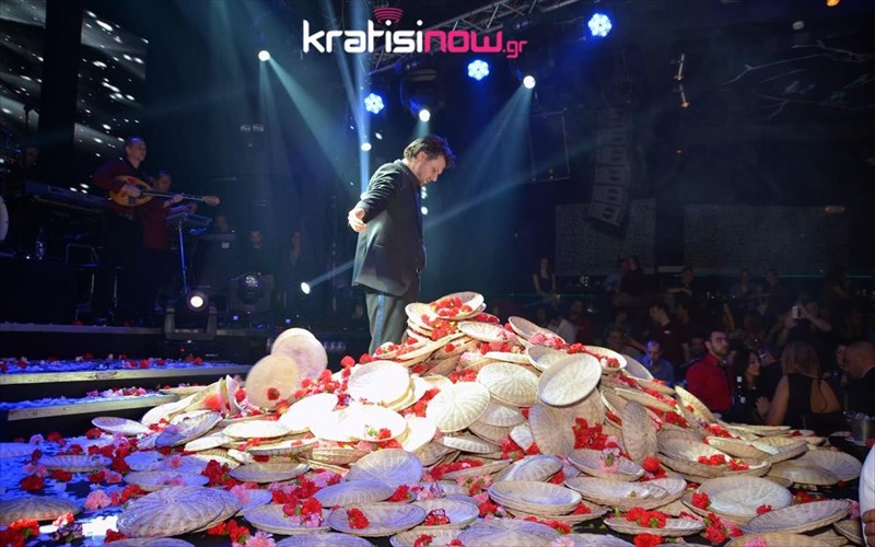 o-panos-kiamos-sto-club22-gia-tetarti-xronia