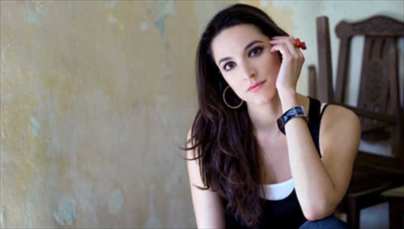 k-euaggelatou-to-theatro-prepei-na-parousiazei-ti-zoi-opos-ti-blepoume-sta-oneira-mas