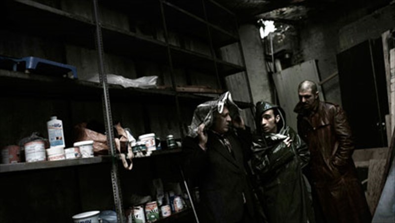 rekbiem-gia-to-amerikaniko-oneiro-apo-ton-nmamet