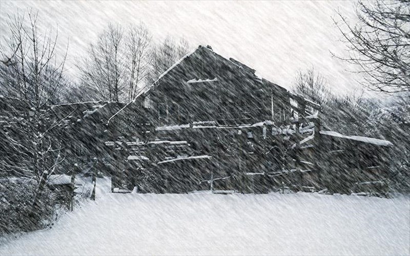 ypodexomaste-to-kruo-me-mia-ekthesi-gia-ton-xeimona