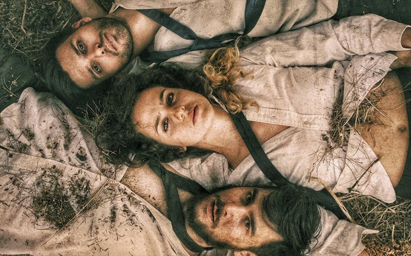 eidame-to-mixael-kolxaas--i-istoria-enos-dikaiou-anthropou-tis-omadas-tris-i-istoria-enos-dikaiou-anthropou-tis-omadas-tris