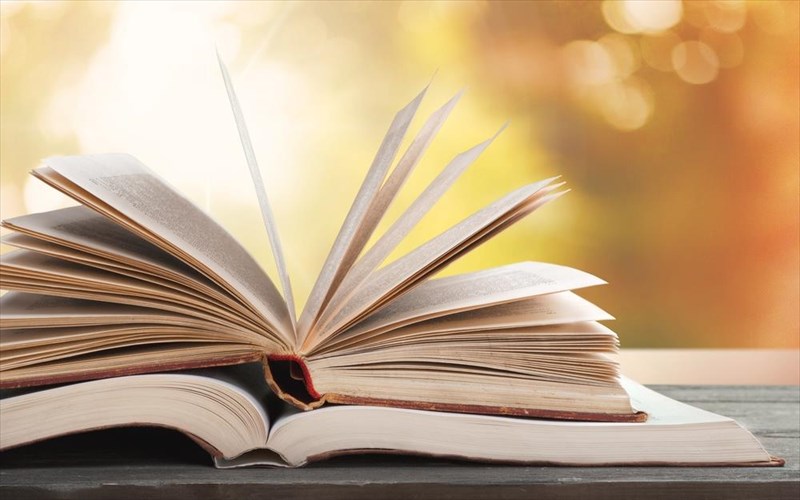 ta-biblia-tis-ebdomadas