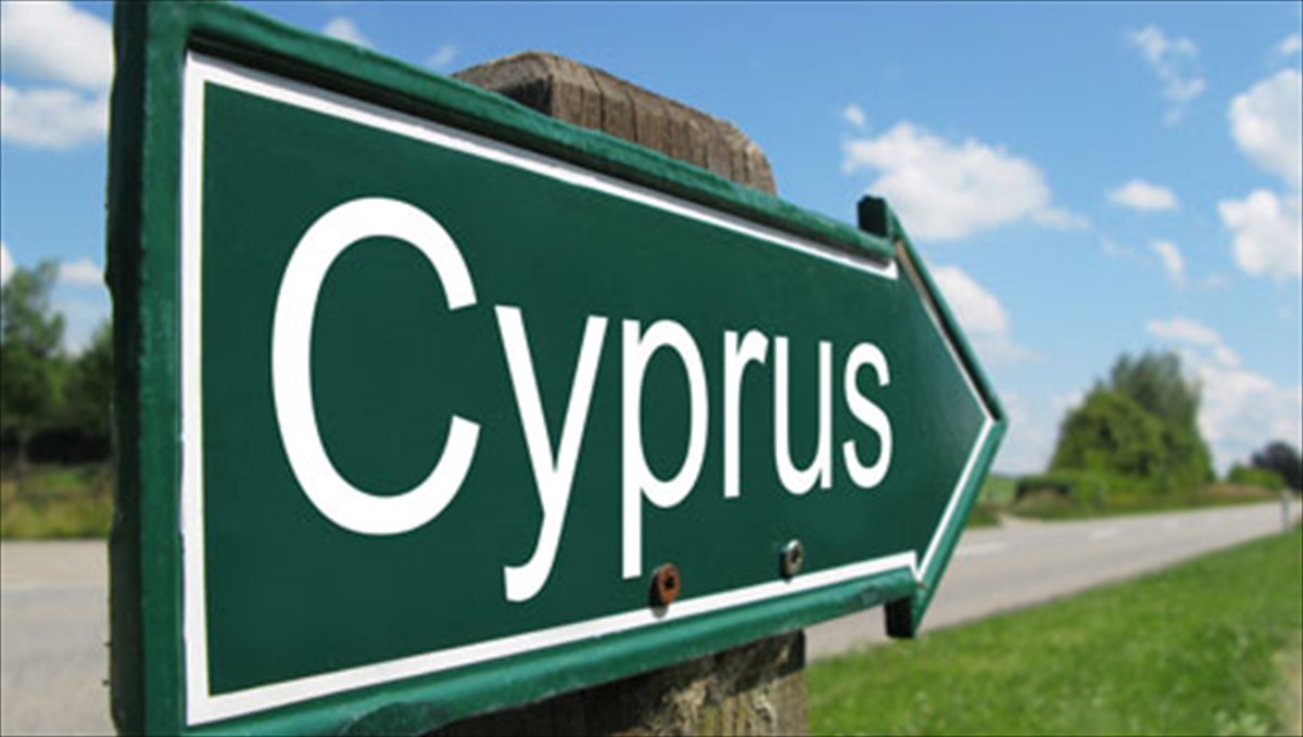 poiitiki-periigisi-stin-kupro-apo-ton-mimi-soulioti