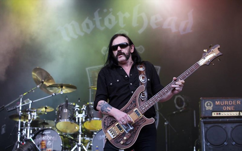 Jack-daniels-me-coca-cola-i-apla-lemmy-apla-lemmy