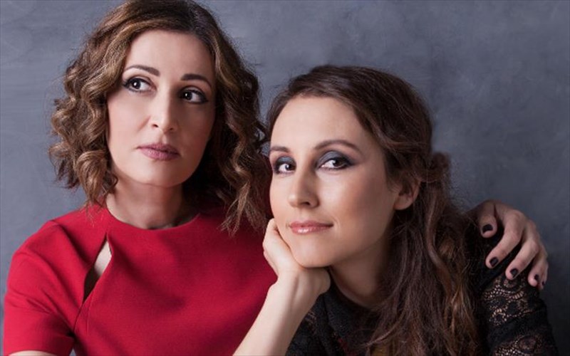 eleni-peta-kai-fide-köksal-live-sto-ruthmos-stage-fide-köksal-live-sto-ruthmos-stage