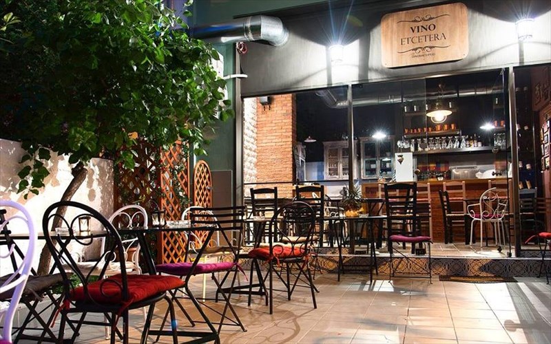 pou-na-apolausete-mezedes-stin-athina-meallon-aera