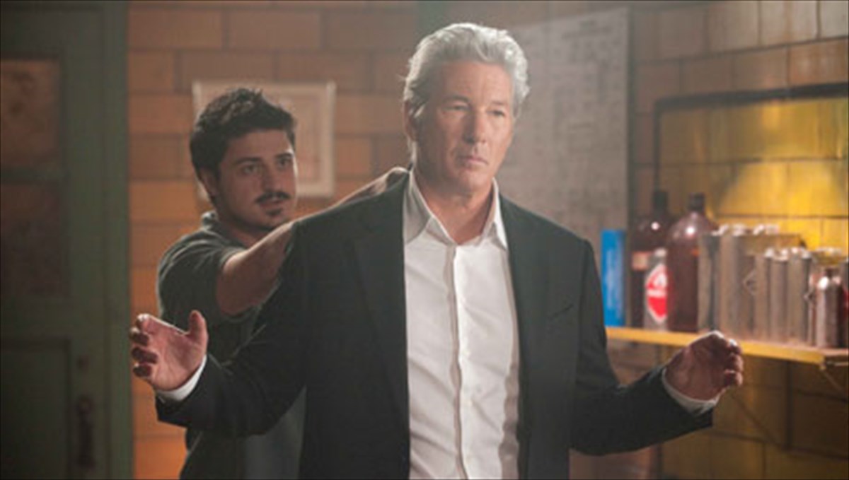 o-ritsarnt-gkir-se-kataskopiko-thriler