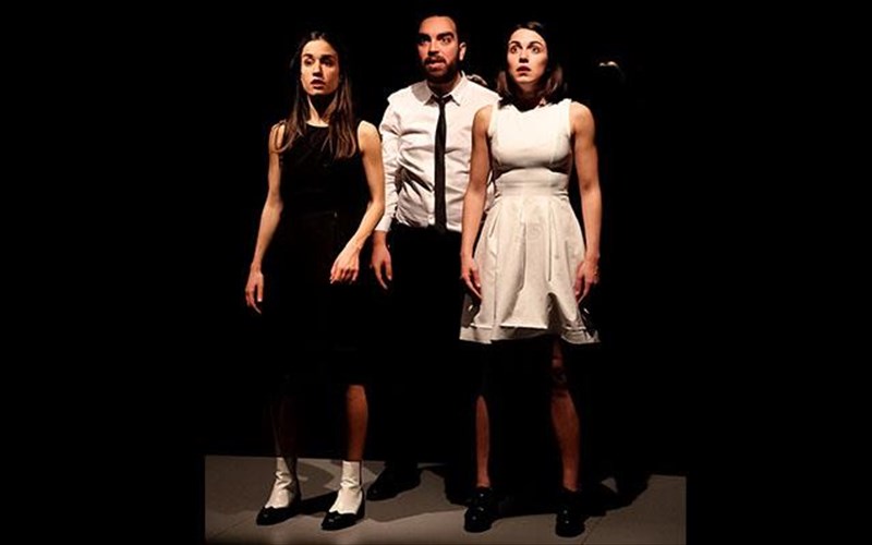 i-parastasi-megaloi-dromoi-gia-2i-xronia-sto-theatro-tou-neou-kosmou