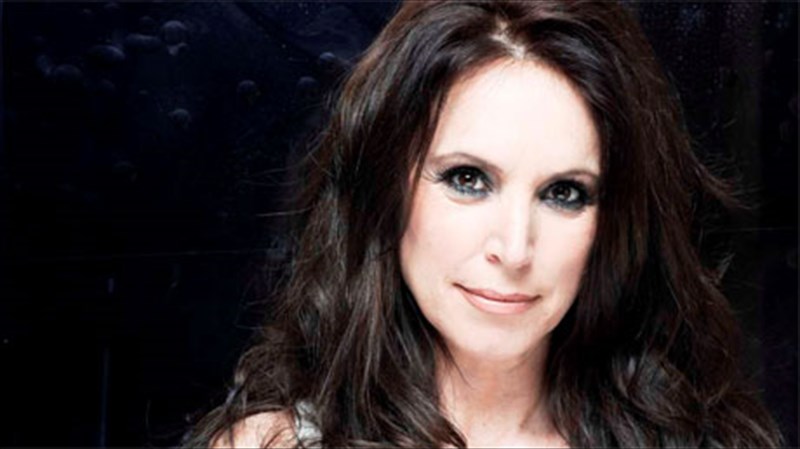 ksafniki-broxi-sto-gialino-up-stage