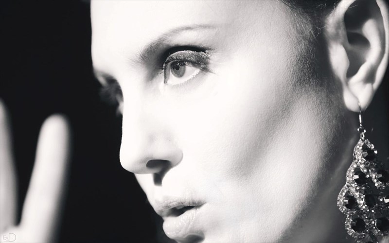 i-eua-kotanidi-live-sto-nixon-bar