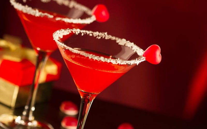 protaseis-kai-idees-gia-na-giortaseis-ton-agio-balentino-stin-athina