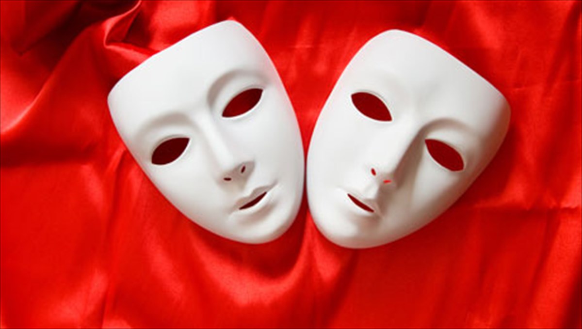 dialogoi-gia-to-mellon-tou-ellinikou-theatrou