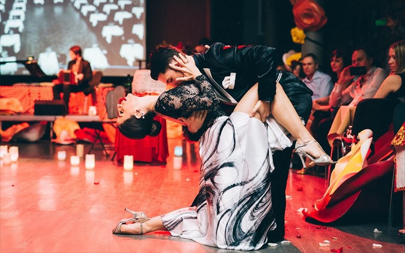 valentine-goes-megaron