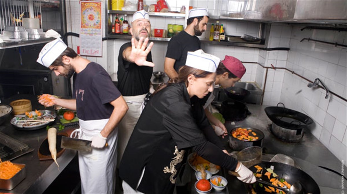 gastronomikes-apolauseis-poluethnikou-tupou-sto-ethniko-theatro