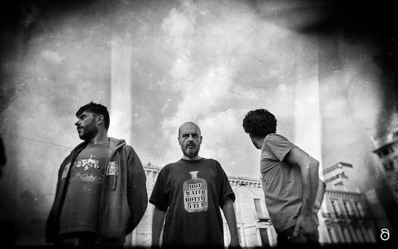 ta-ypogeia-reumata-gia-treis-unplugged-emfaniseis-stin-kupseli