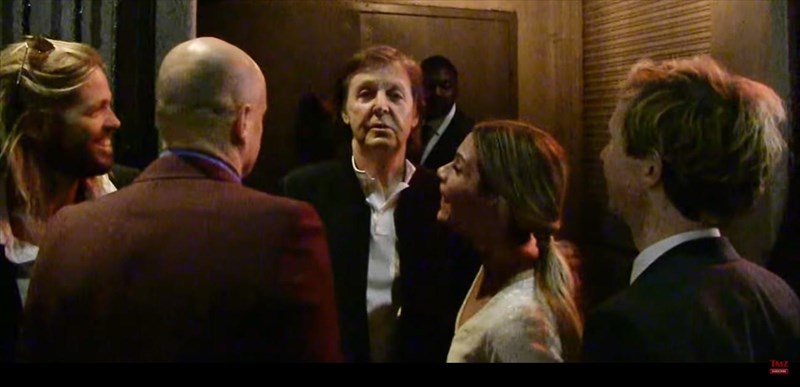 o-paul-mccartney-efage-porta-sto-partu-ton-grammys