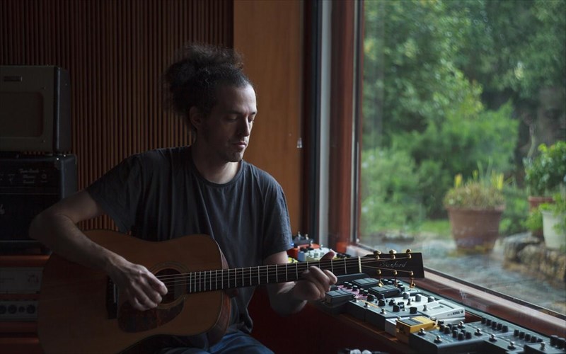 markosdeliborias-me-guest-manoli-famello-live-ston-fourno