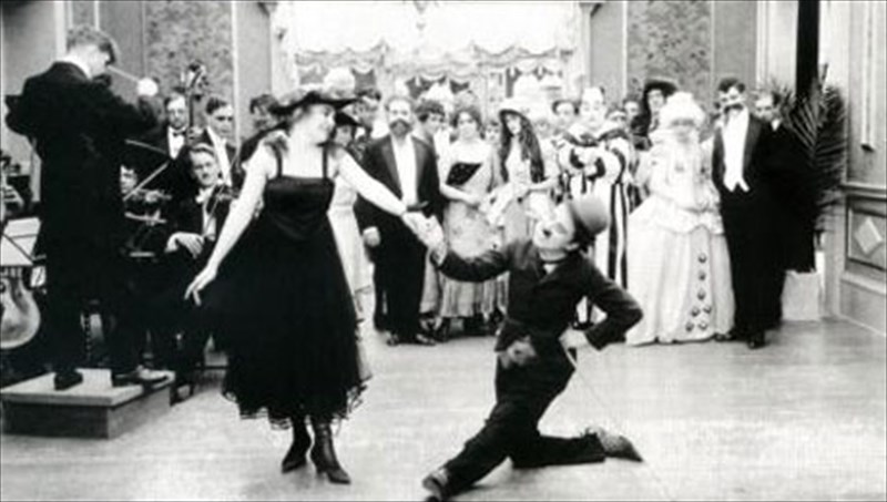 giortina-happenings-gia-oli-tin-oikogeneia