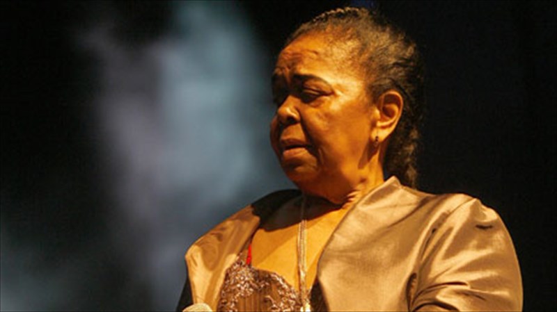 who-is-who-cesaria-evora