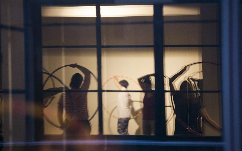 seminario-hula-hoop-gia-enilikes-sto-romantzo