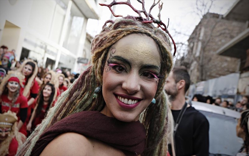 to-metaksourgeio-orise-to-karnabali-apo-tin-arxi