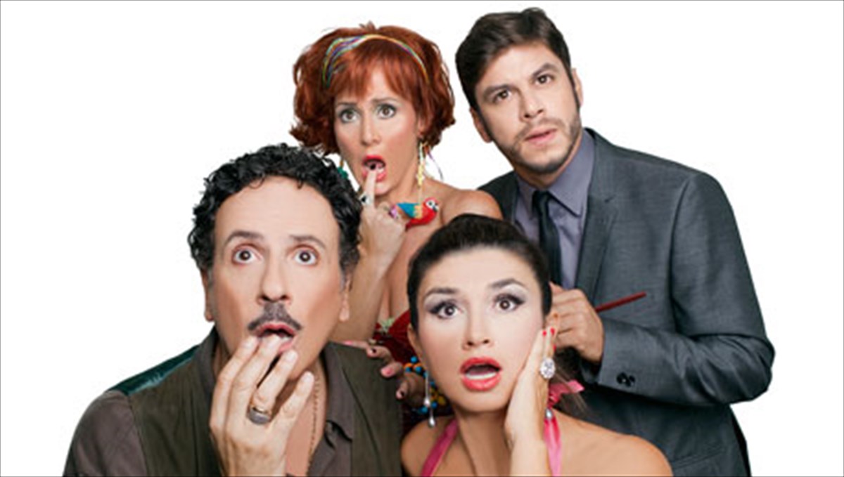 xristougenniatiki-premiera-gia-ton-xari-roma