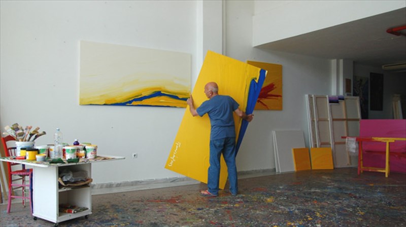 anakaluptontas-tin-pempti-epoxi