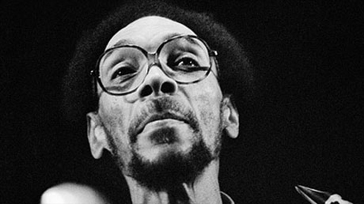 efuge-o-amerikanos-saksofonistas-sam-rivers-amerikanos-saksofonistas-sam-rivers