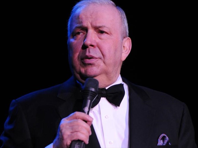 pethane-o-gios-tou-frank-sinatra-sta-72-tou-xronia-gios-tou-frank-sinatra-sta-72-tou-xronia