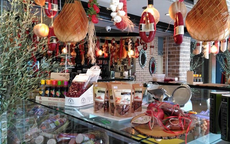 bar-pastourma-mezedopoleio-kai-pantopoleio-se-1